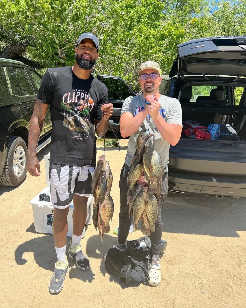 尼曾在中场 尼曾在中场