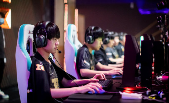 更在于他全 更在于他全